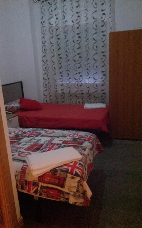 Mombuey Valdebebas Guest house