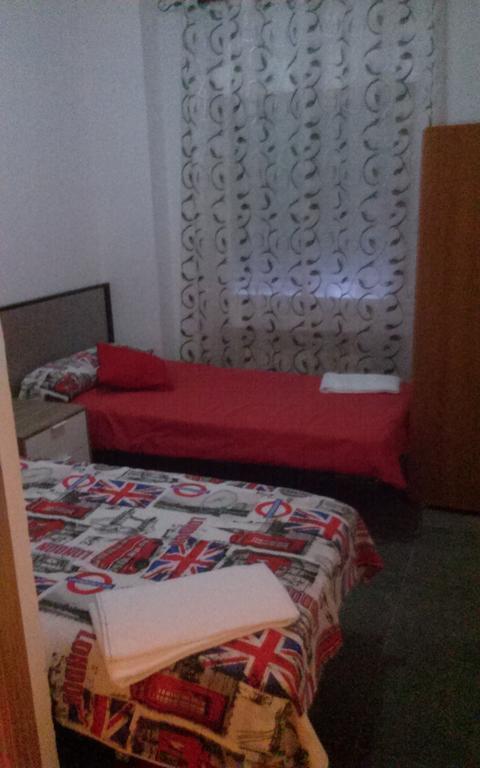 Guest house Mombuey Valdebebas *